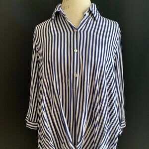 Pretty JustLiving Lightweight Front Knot Shirt: Size S/M